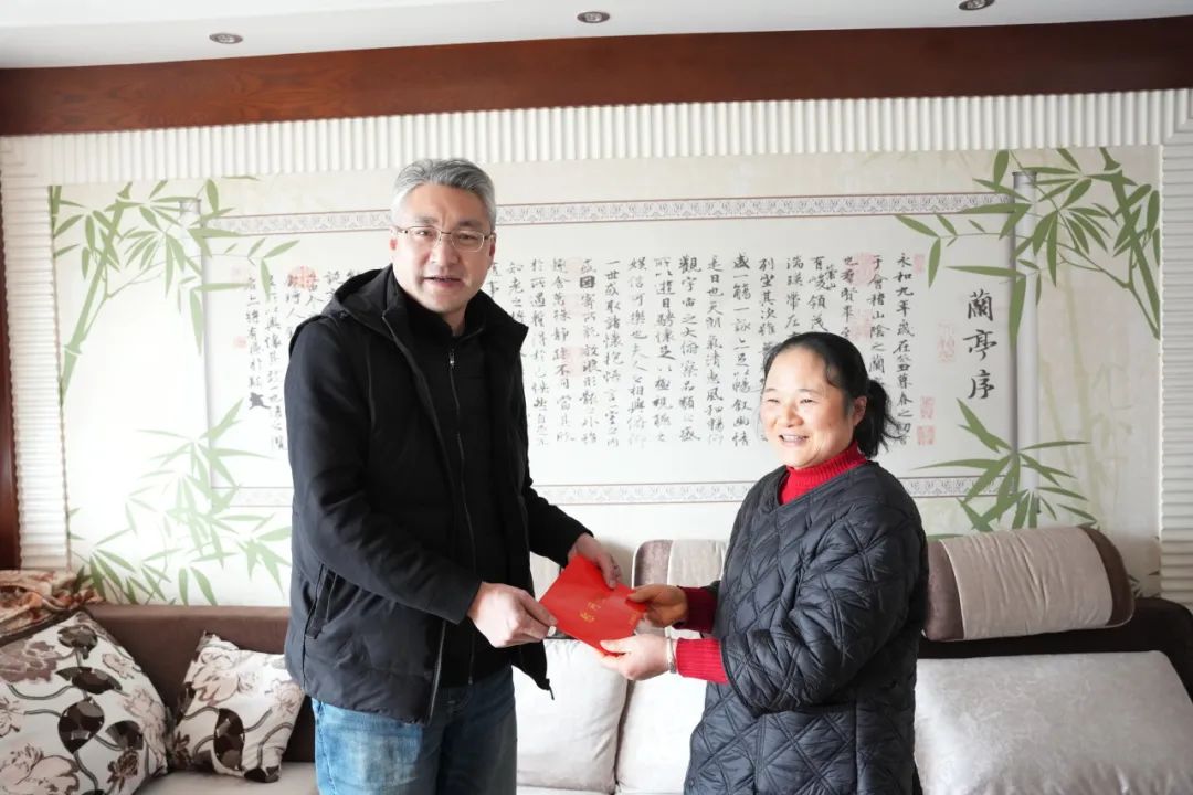 1752720428429835.jpg 1752720428429835.jpg